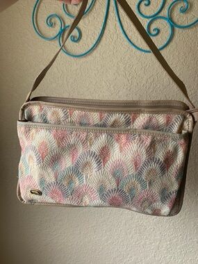 Vintage Phillippe Pastel Fan-Pattern Crossbody Bag - Cream, Pink & Blue 1980’s